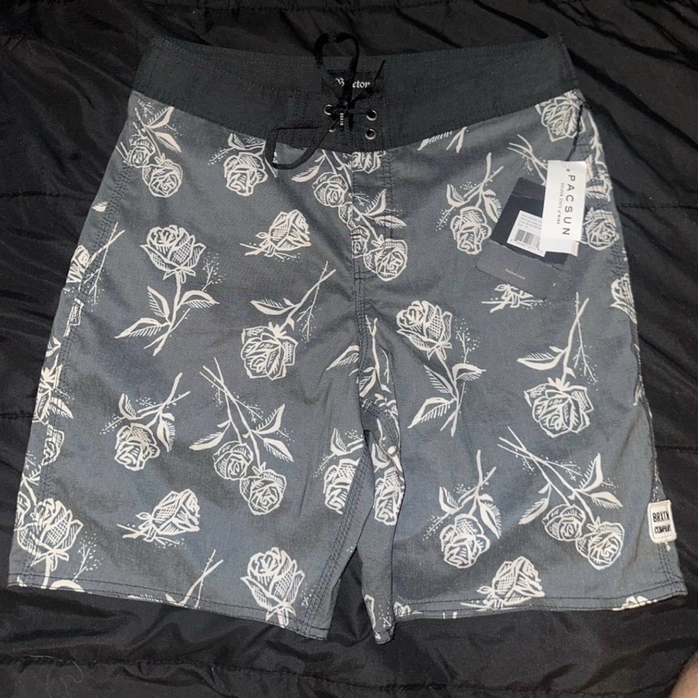 Brixton Gray Floral Men's Board Shorts size 28